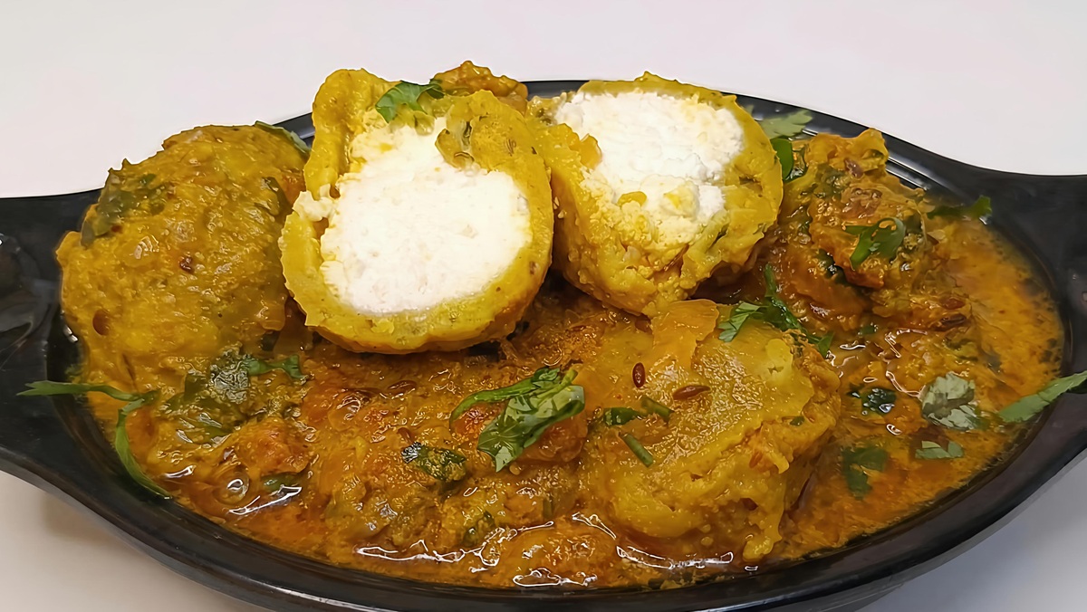Paneer ke Gatte (Paneer Dumplings)